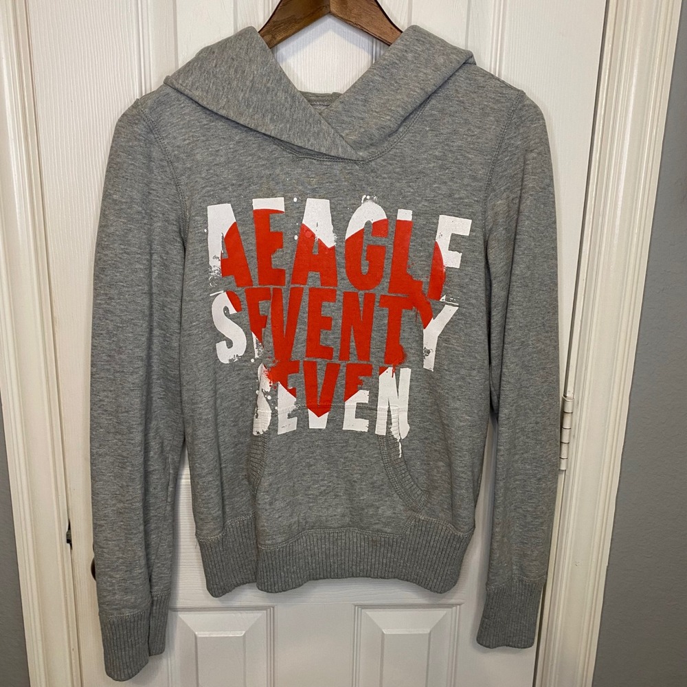 American Eagle Outfitters Gray Heart Hoodie Sweatshirt Womens Medium